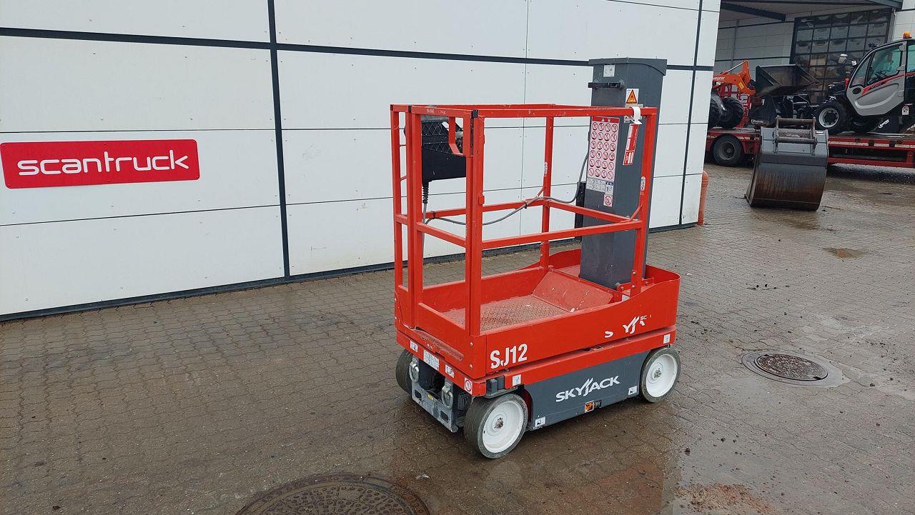 Skyjack SJ12