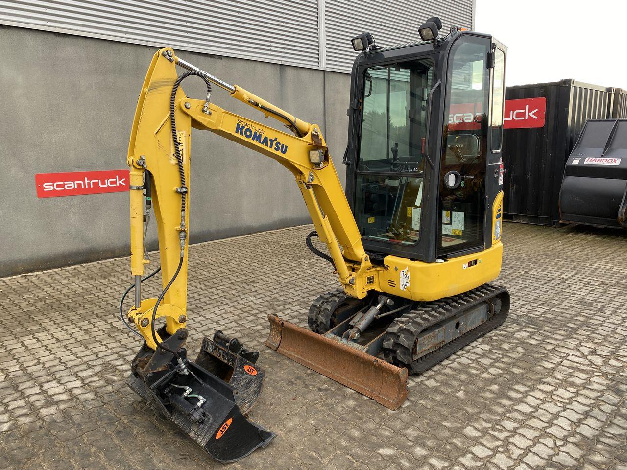Komatsu PC16-3HS