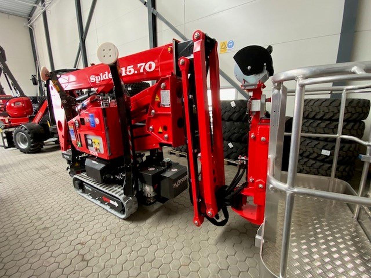 Platform Basket Spider 15.70 ED